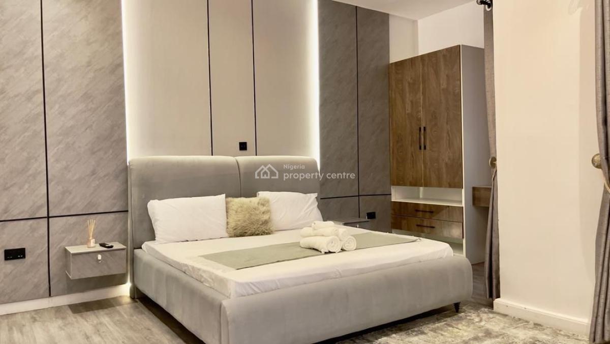 2bedroom Self Compound Apartment  with Private Pool , Cinema & Ps, Lekki Phase 1, Lekki, Lagos, Flat / Apartment Short Let