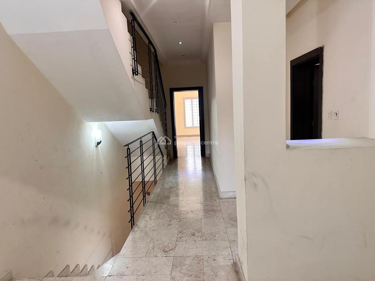Four  Bedroom Terraced Duplex with a Room Bq, Lekki Phase 1, Lekki, Lagos, Terraced Duplex for Rent