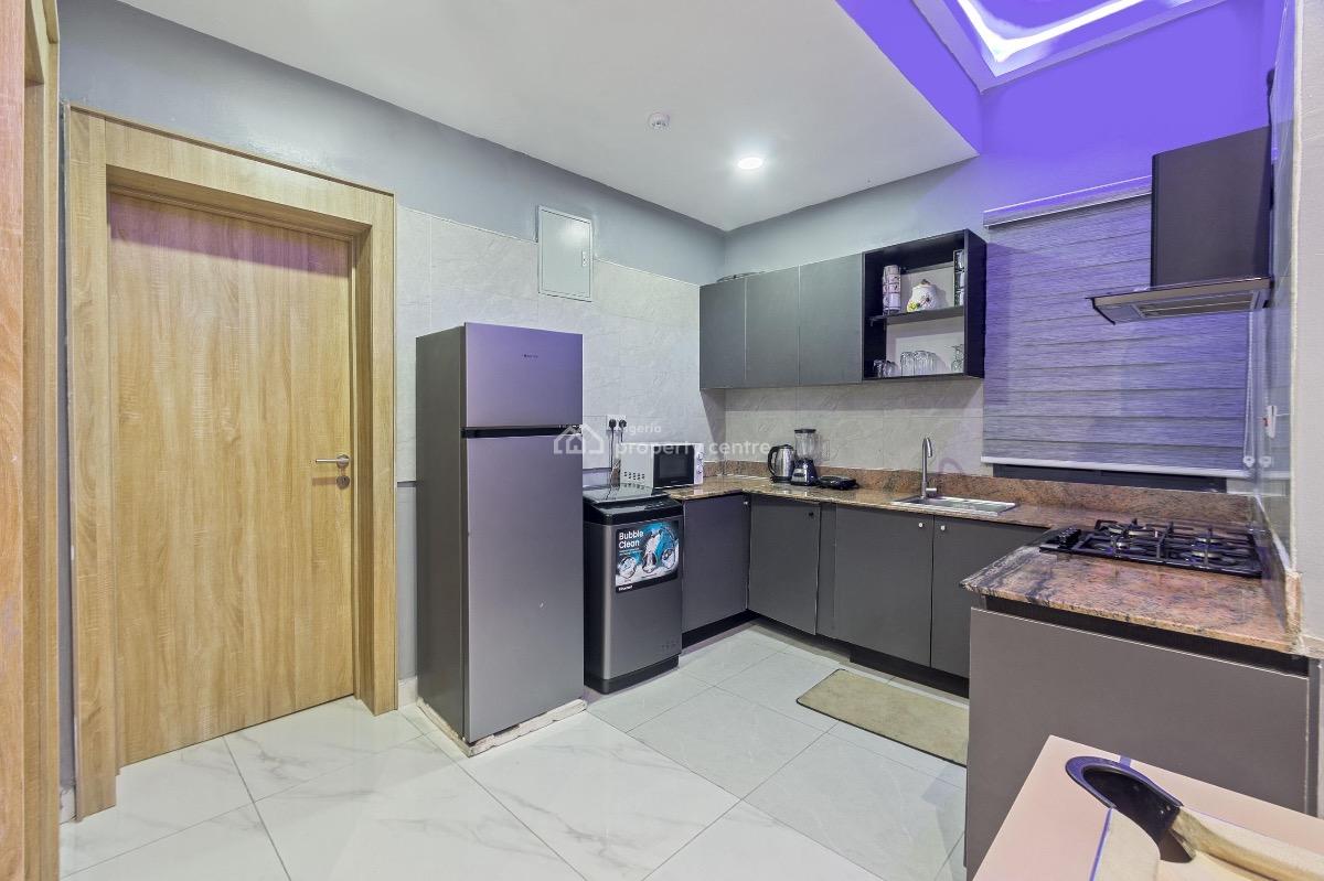 Serene 2 Bedroom Maisonette with Ps5, Pool and Gym, Lekki Phase 1, Lekki, Lagos, Flat / Apartment Short Let