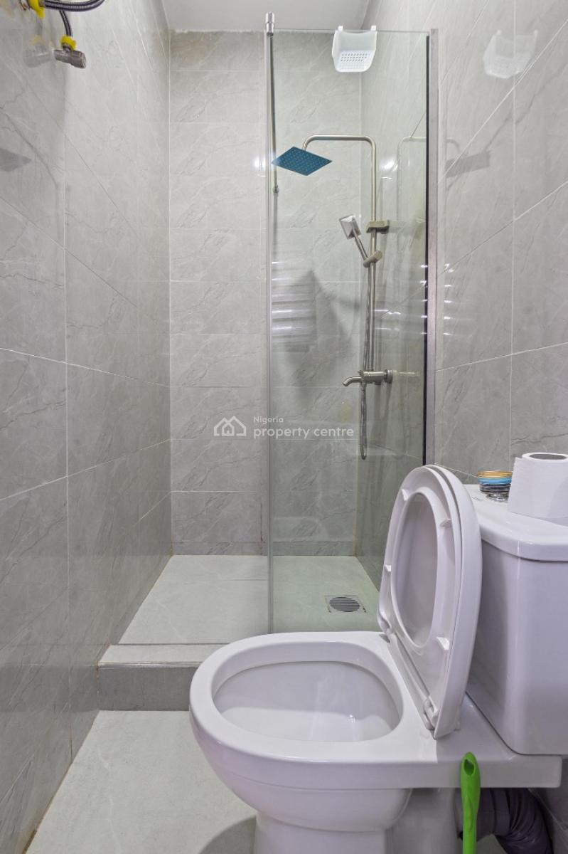 Serene 2 Bedroom Maisonette with Ps5, Pool and Gym, Lekki Phase 1, Lekki, Lagos, Flat / Apartment Short Let