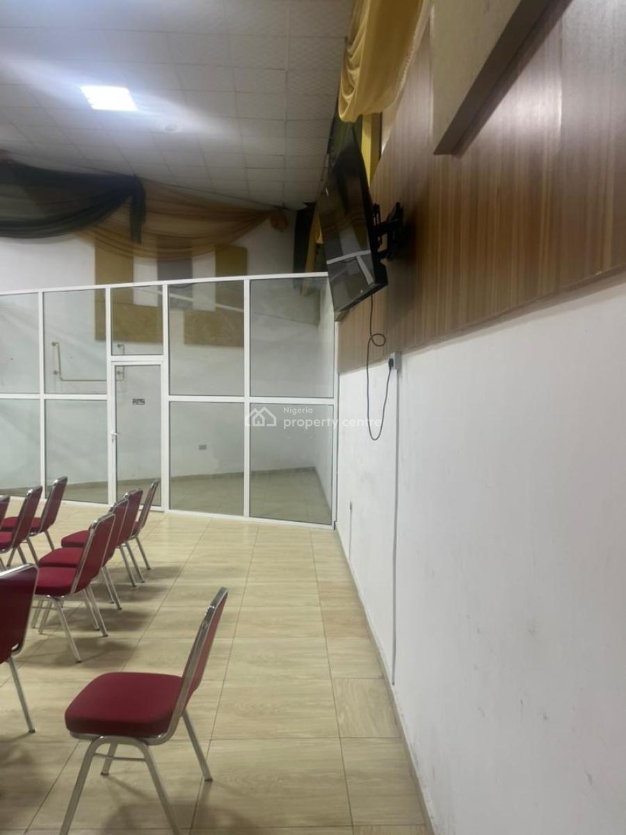 Versatile Studio Space for Corporate Events, Akiogun Road, Opp. Lekki Phase 1 Busstop, Lekki, Lagos, Commercial Property Short Let