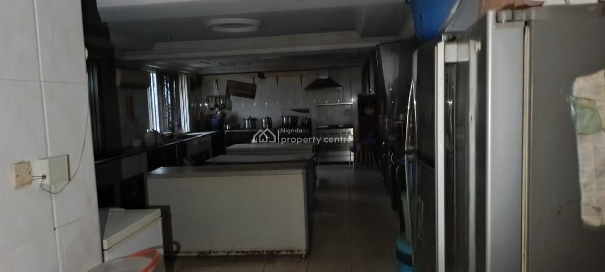 5 Storey Commercial Property for Lease, Onipanu, Shomolu, Lagos, Hotel / Guest House for Rent
