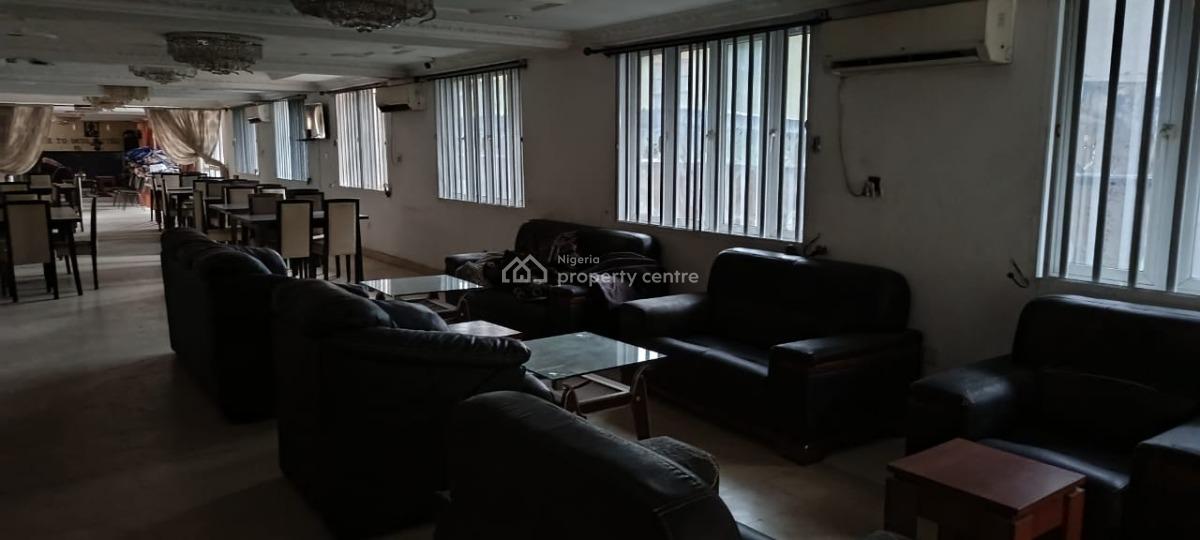 5 Storey Commercial Property for Lease, Onipanu, Shomolu, Lagos, Hotel / Guest House for Rent