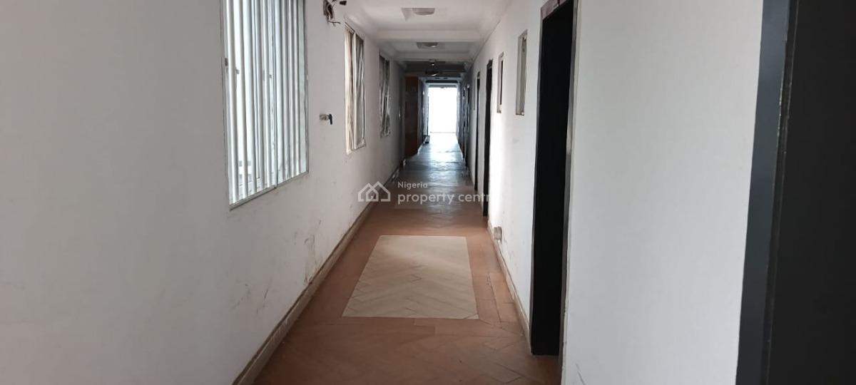 5 Storey Commercial Property for Lease, Onipanu, Shomolu, Lagos, Hotel / Guest House for Rent