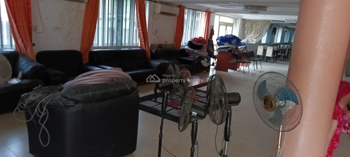 5 Storey Commercial Property for Lease, Onipanu, Shomolu, Lagos, Hotel / Guest House for Rent
