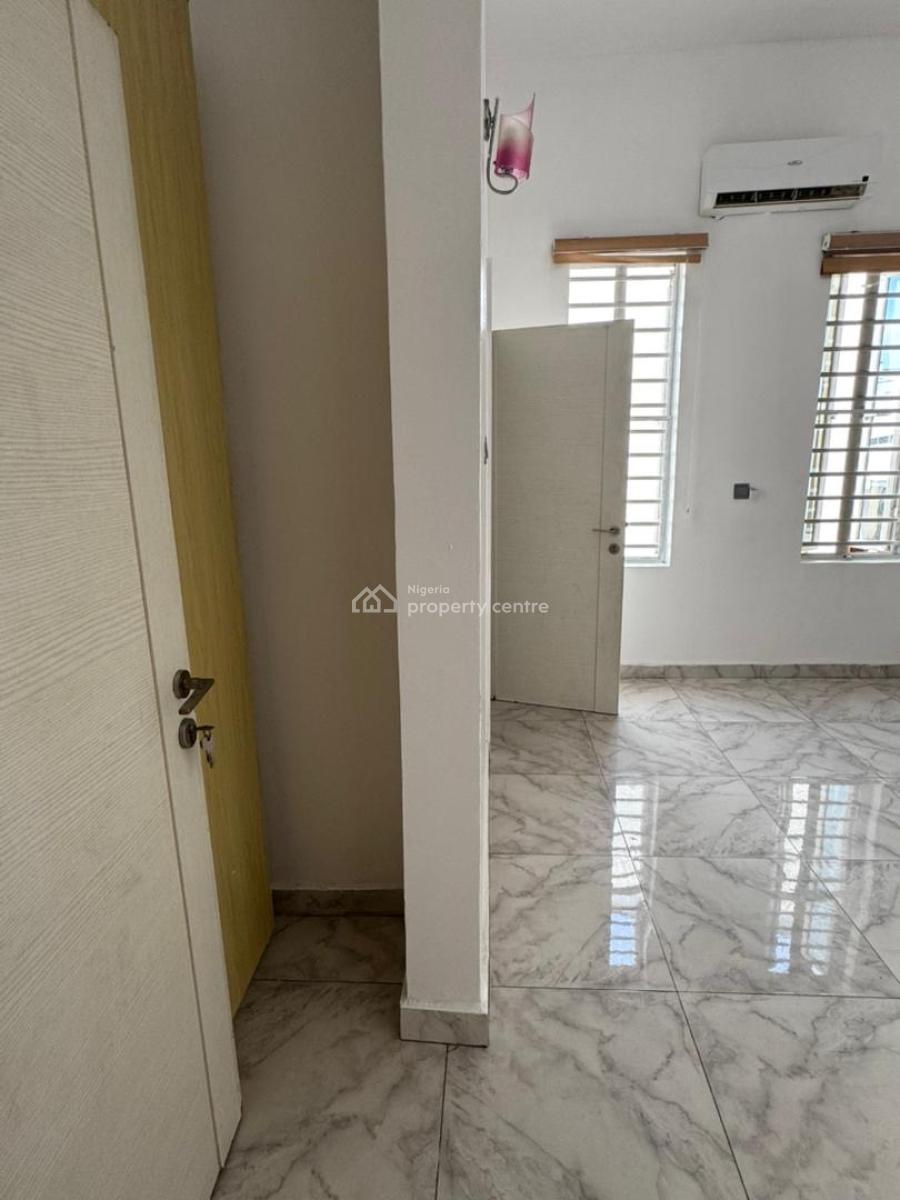 4 Bedroom Semi Detached with a Bq, Chevron, Lekki, Lagos, Semi-detached Duplex for Sale