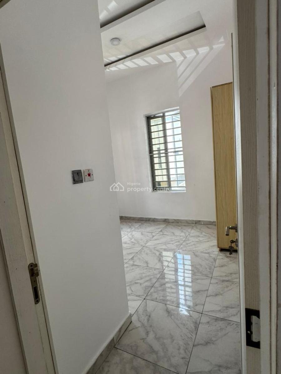 4 Bedroom Semi Detached with a Bq, Chevron, Lekki, Lagos, Semi-detached Duplex for Sale