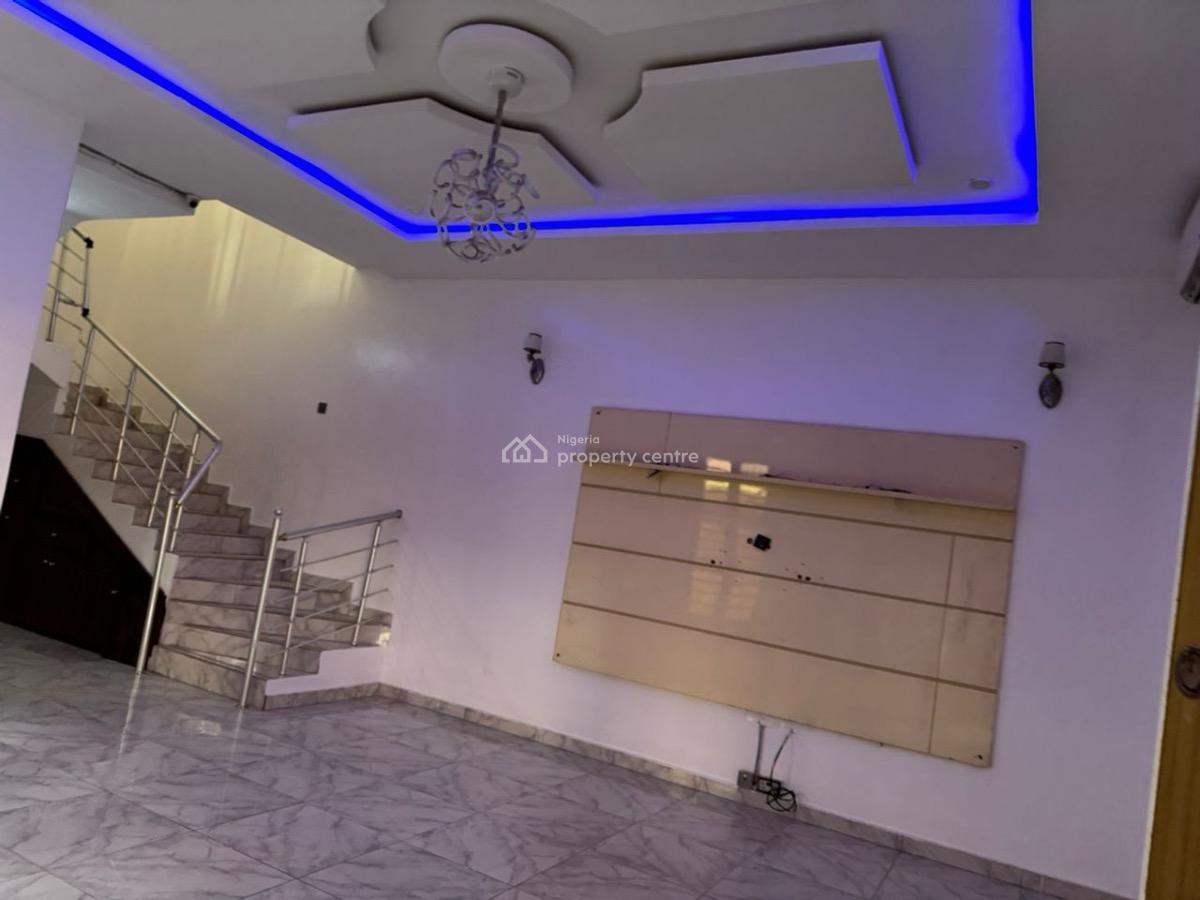4 Bedroom Semi Detached with a Bq, Chevron, Lekki, Lagos, Semi-detached Duplex for Sale