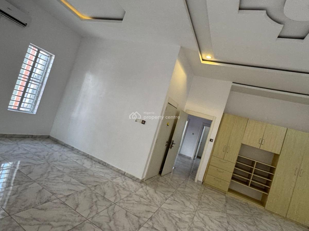 4 Bedroom Semi Detached with a Bq, Chevron, Lekki, Lagos, Semi-detached Duplex for Sale