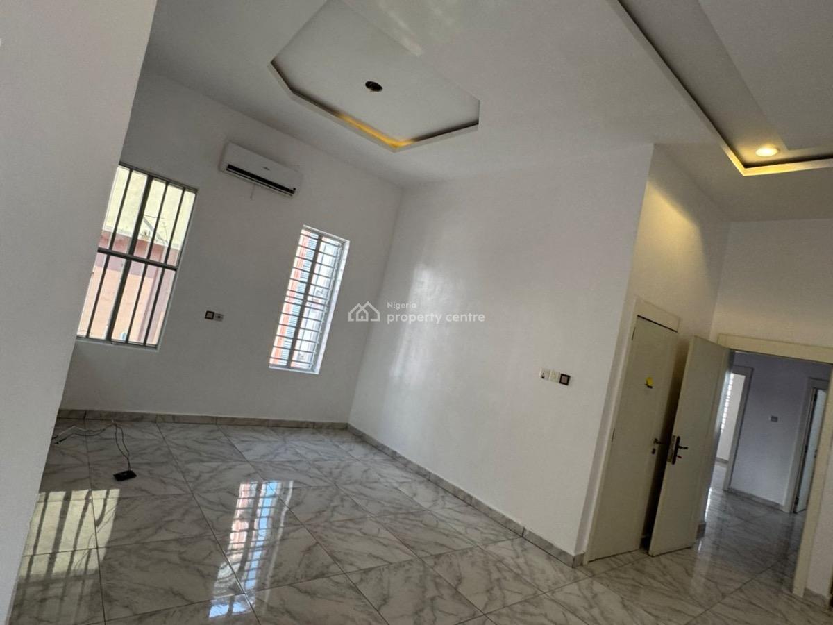 4 Bedroom Semi Detached with a Bq, Chevron, Lekki, Lagos, Semi-detached Duplex for Sale