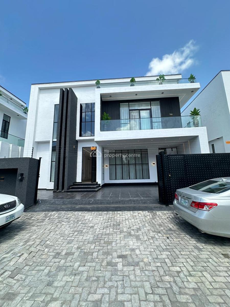 Outstanding Spacious 5 Bedroom Detached Duplex with Bq, Pool, Vgc, Lekki, Lagos, Detached Duplex for Sale