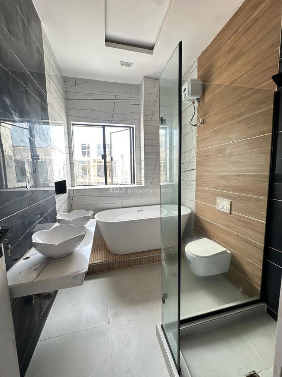 Well-built Spacious 4 Bedroom Fully Detached Duplex + Bq, Pool, Chevron, Lekki, Lagos, Detached Duplex for Sale