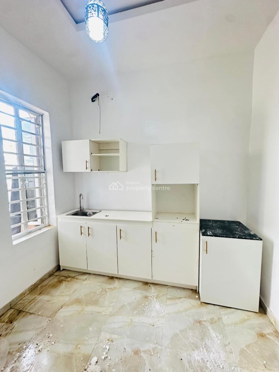 Mini Flat (downstairs), Ikota, Lekki, Lagos, Mini Flat (room and Parlour) for Rent