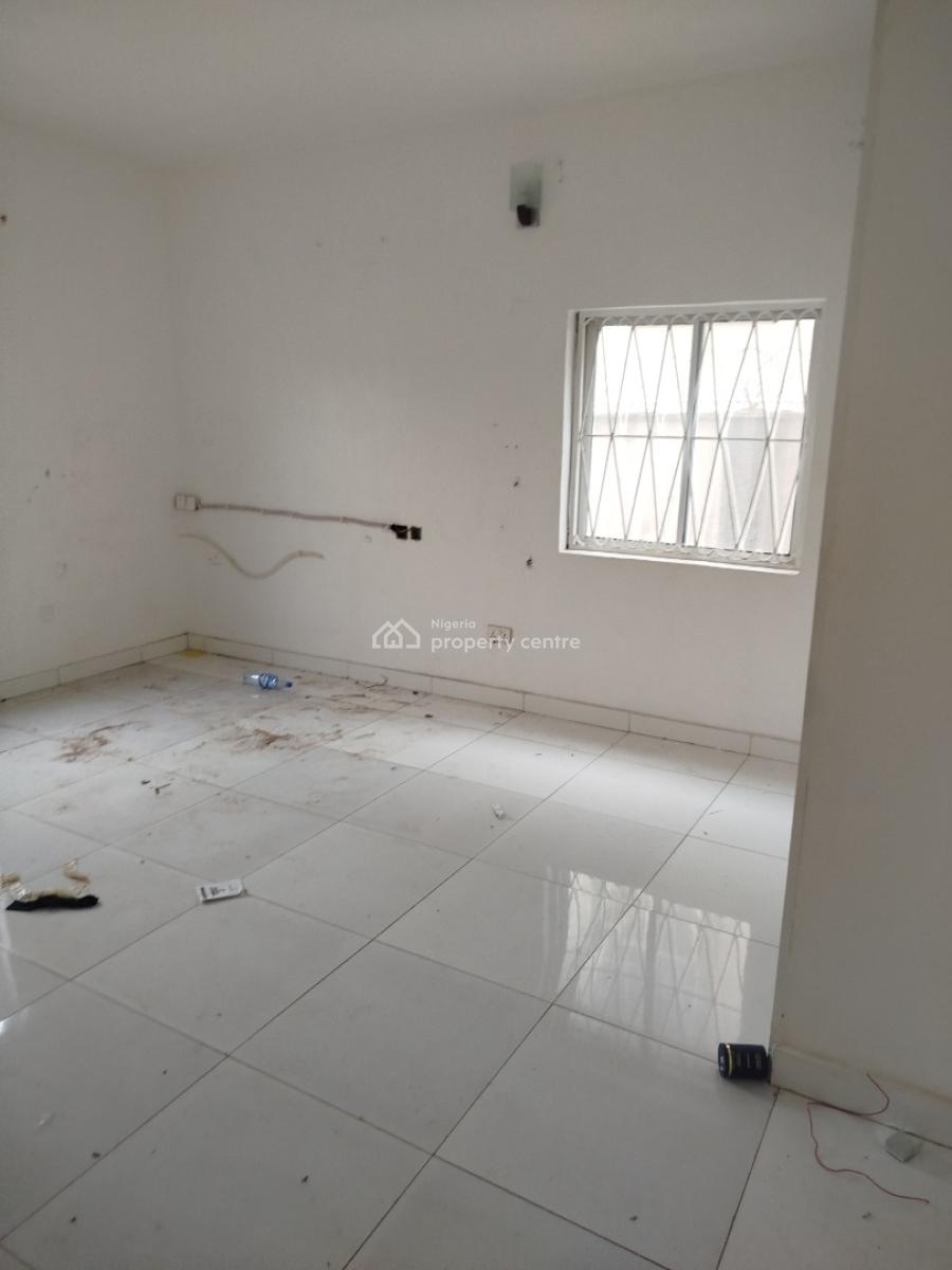 Lovely Two Bedroom Apartment, Off Amino Kano Crescent, Wuse 2, Abuja, Flat / Apartment for Rent