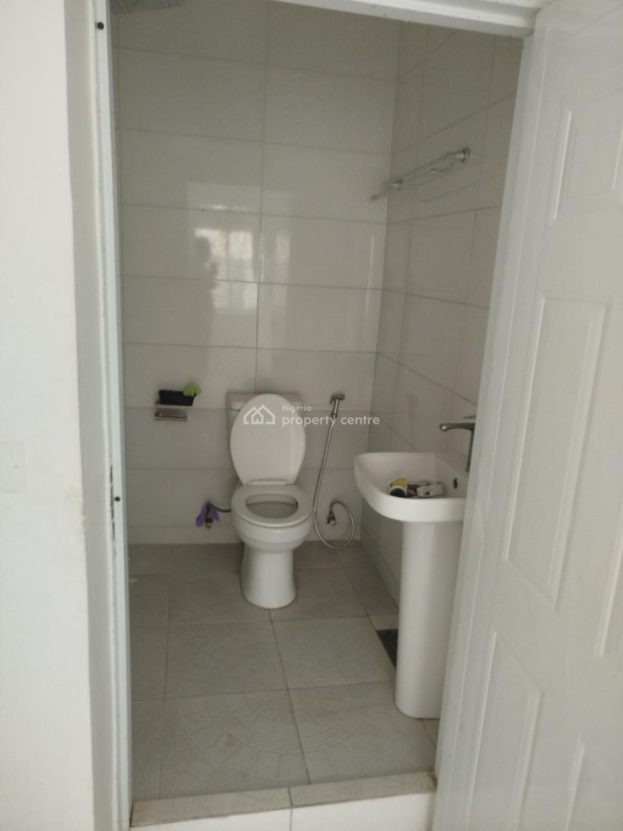 Lovely Two Bedroom Apartment, Off Amino Kano Crescent, Wuse 2, Abuja, Flat / Apartment for Rent