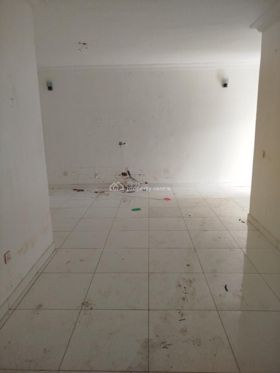 Lovely Two Bedroom Apartment, Off Amino Kano Crescent, Wuse 2, Abuja, Flat / Apartment for Rent