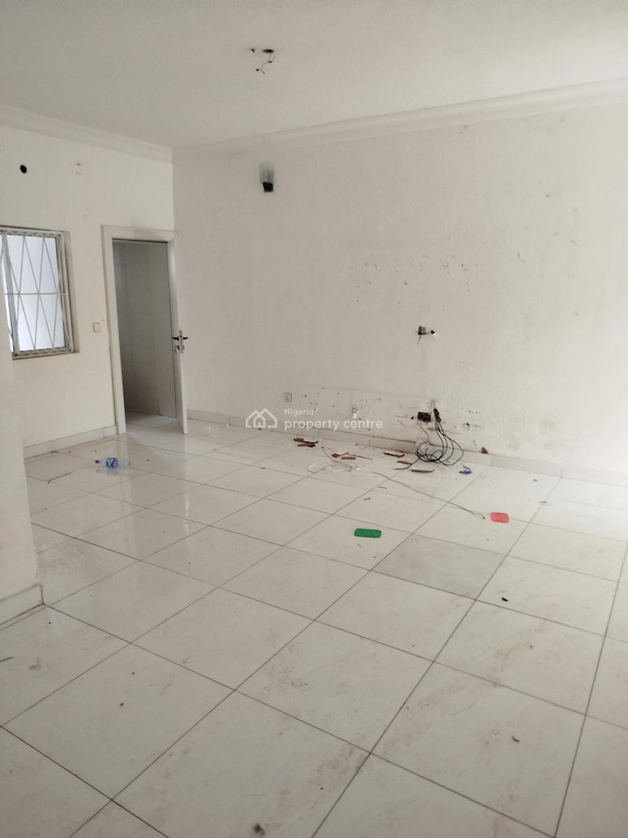 Lovely Two Bedroom Apartment, Off Amino Kano Crescent, Wuse 2, Abuja, Flat / Apartment for Rent