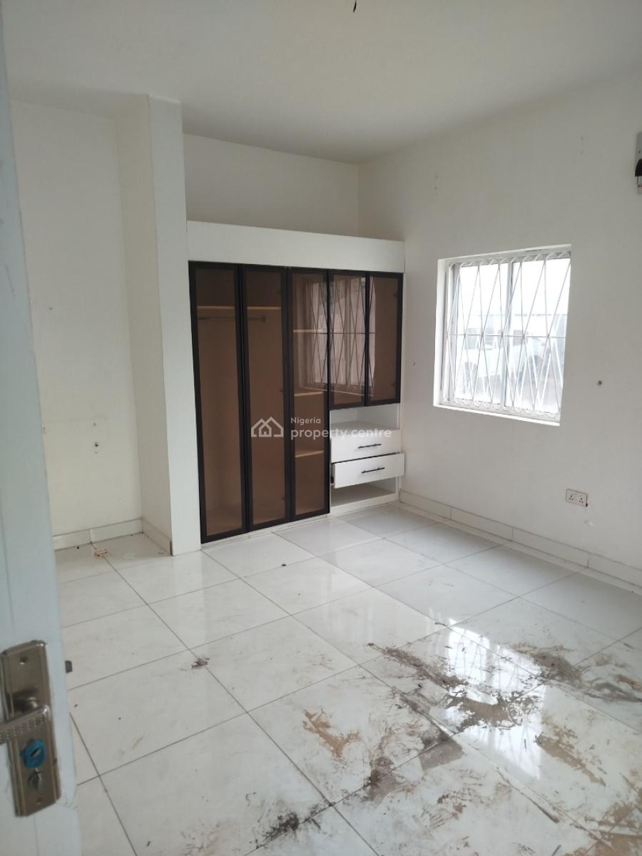 Lovely Two Bedroom Apartment, Off Amino Kano Crescent, Wuse 2, Abuja, Flat / Apartment for Rent