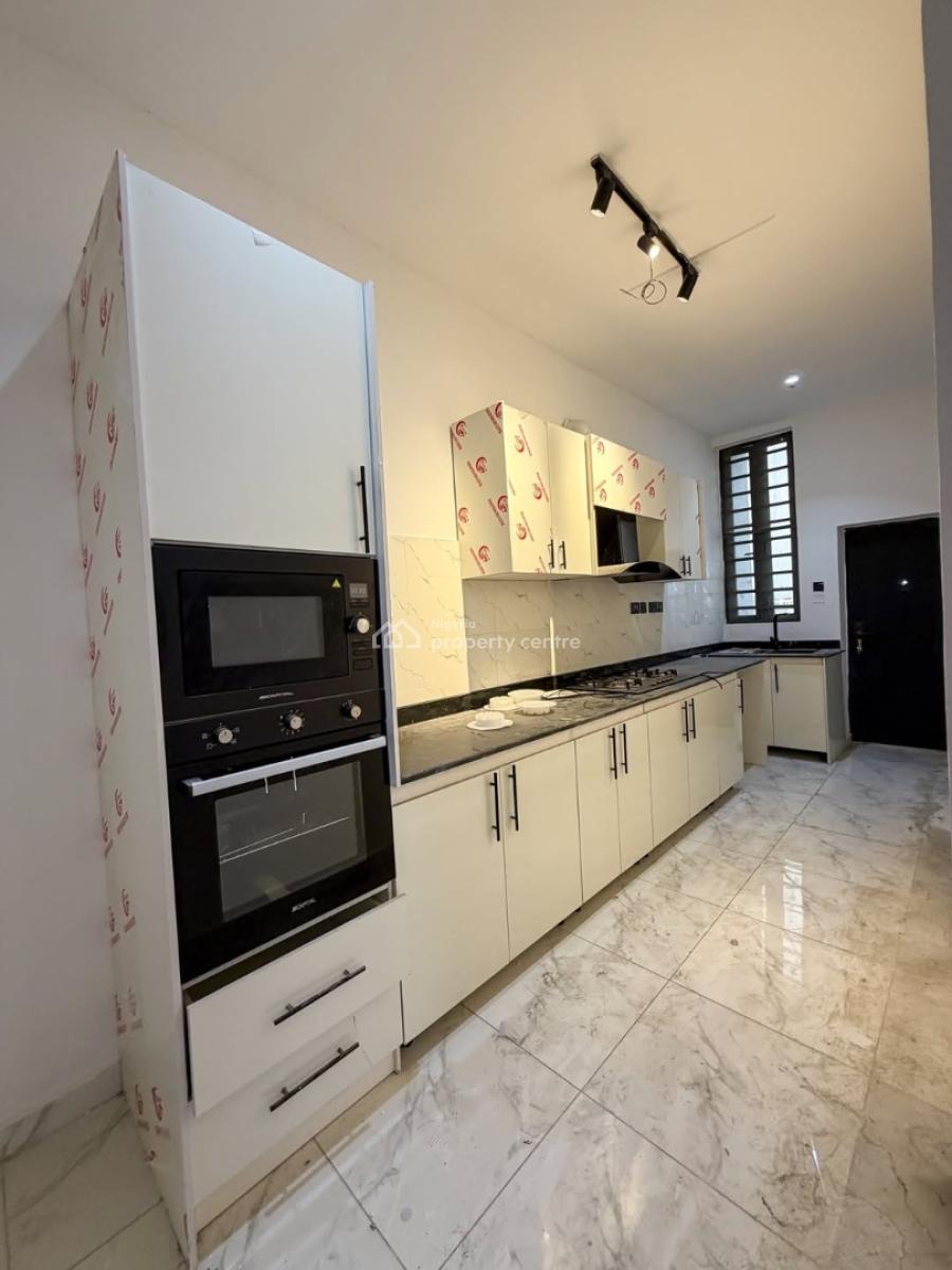 2 Bedroom Apartment, Ologolo, Lekki, Lagos, Block of Flats for Sale
