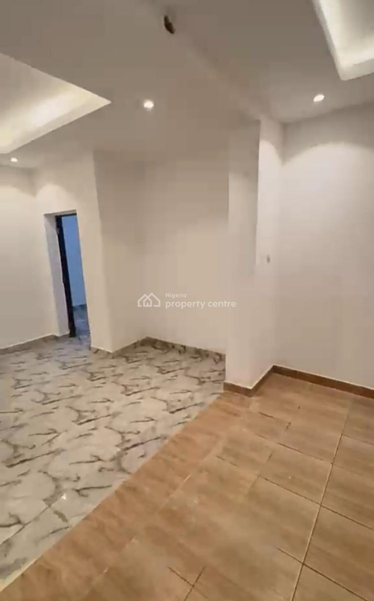 Standard 1-bedroom Mini-flat, Ikota Villa Estate, Lekki, Lagos, Mini Flat (room and Parlour) for Rent