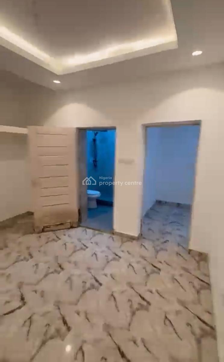 Standard 1-bedroom Mini-flat, Ikota Villa Estate, Lekki, Lagos, Mini Flat (room and Parlour) for Rent