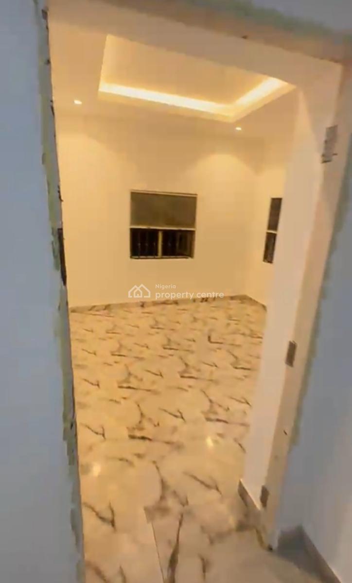 Standard 1-bedroom Mini-flat, Ikota Villa Estate, Lekki, Lagos, Mini Flat (room and Parlour) for Rent