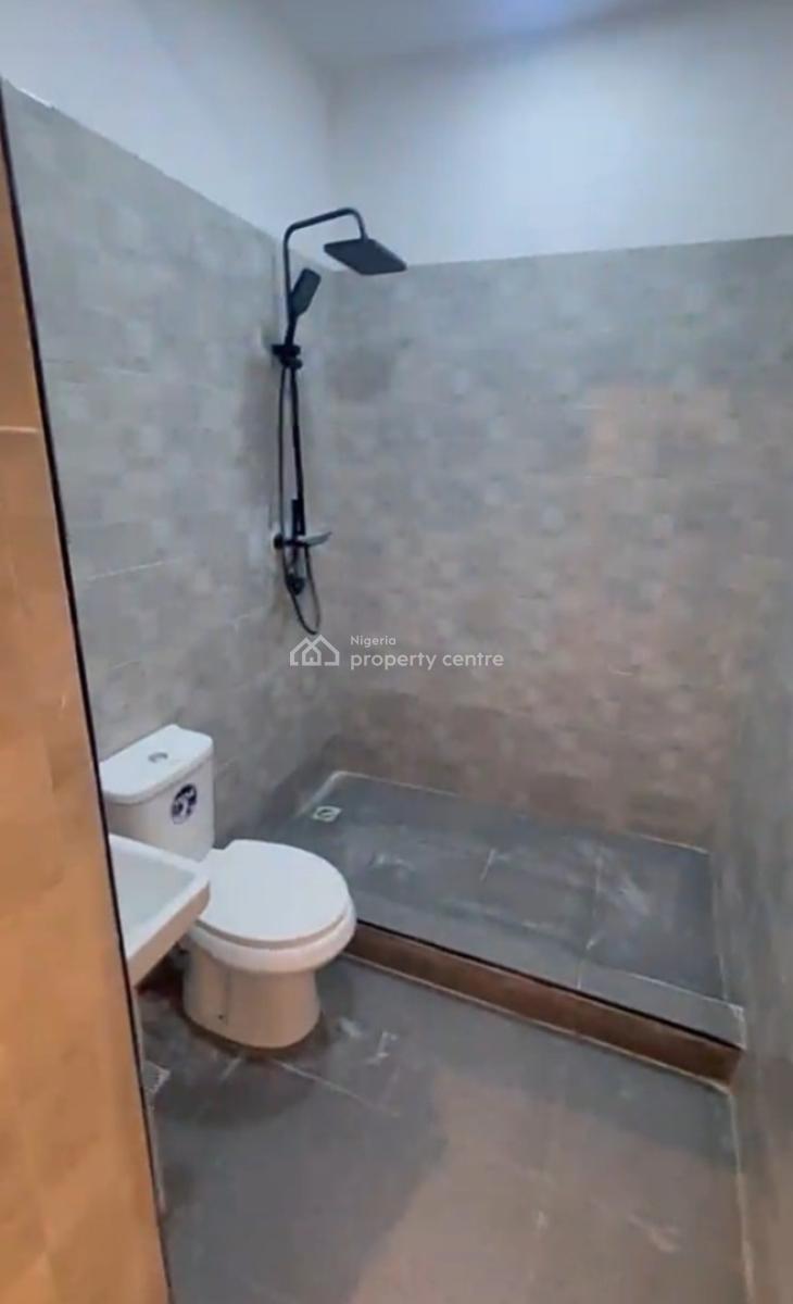 Standard 1-bedroom Mini-flat, Ikota Villa Estate, Lekki, Lagos, Mini Flat (room and Parlour) for Rent