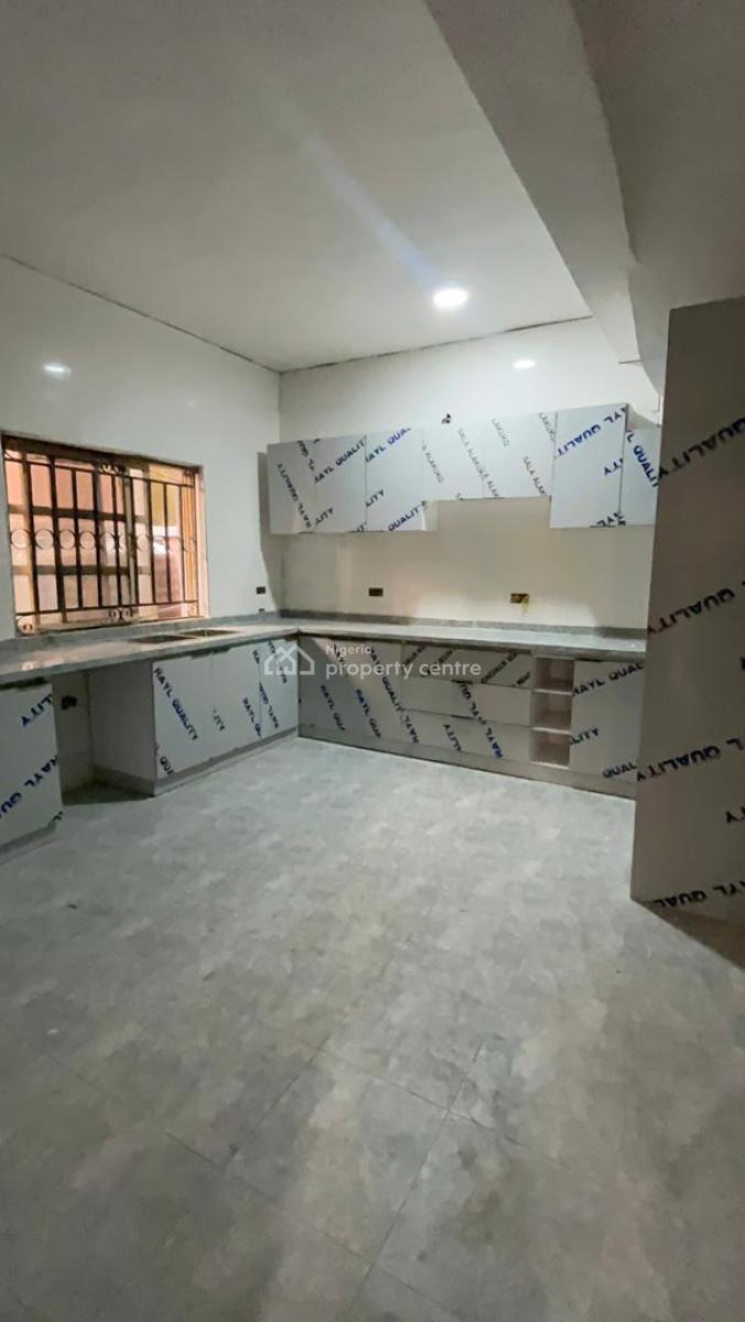Spacious 4 Bedroom Duplex (self Compound) with Bq, Store & Box Room, Lekki Right, Lekki Phase 1, Lekki, Lagos, Semi-detached Duplex for Rent