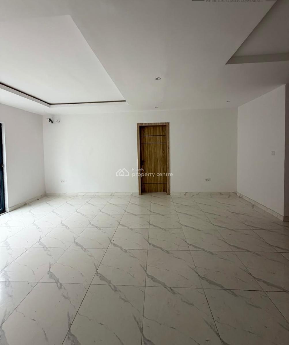 2 Bedroom Apartment, Ologolo, Lekki, Lagos, Block of Flats for Sale