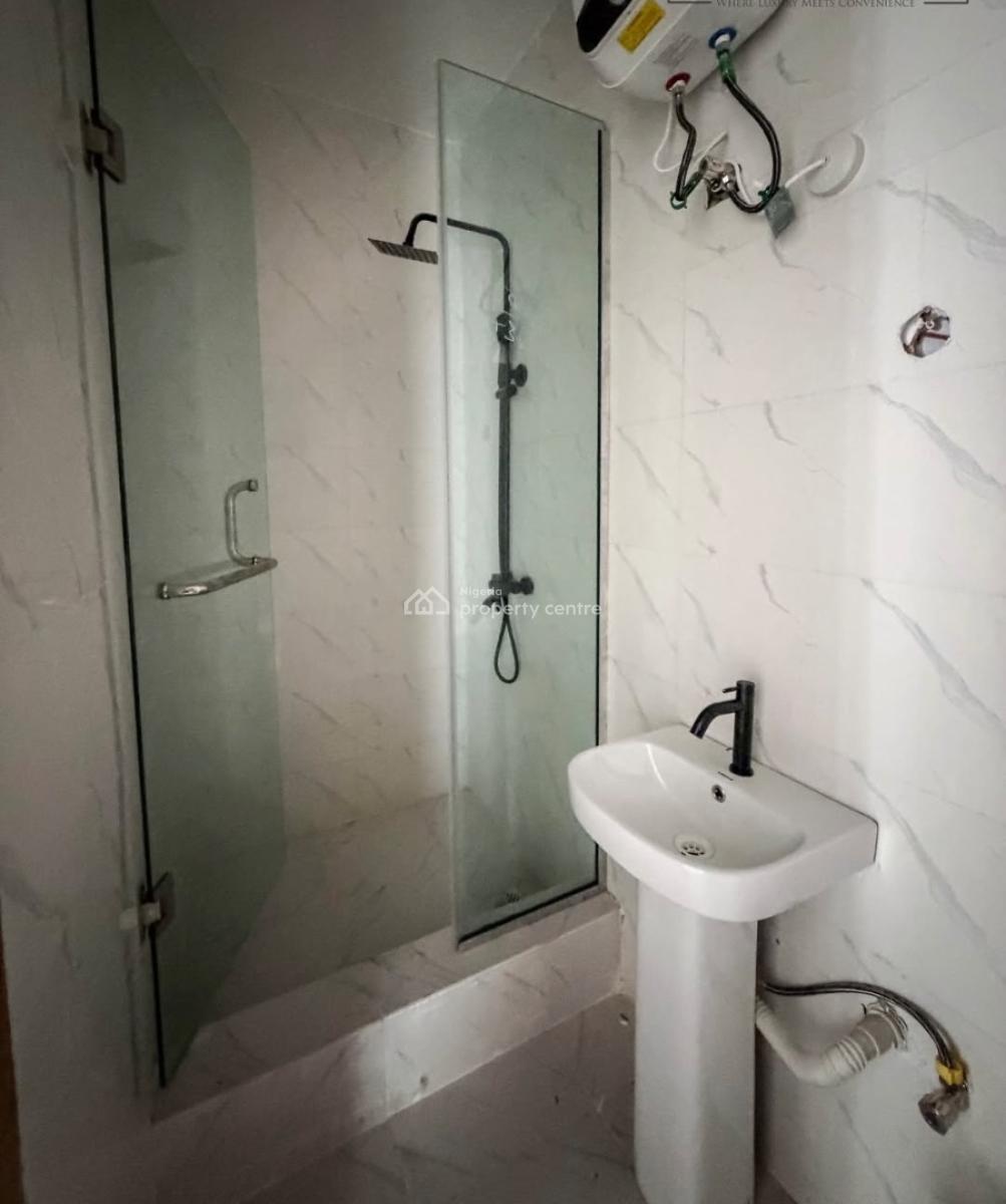 2 Bedroom Apartment, Ologolo, Lekki, Lagos, Block of Flats for Sale