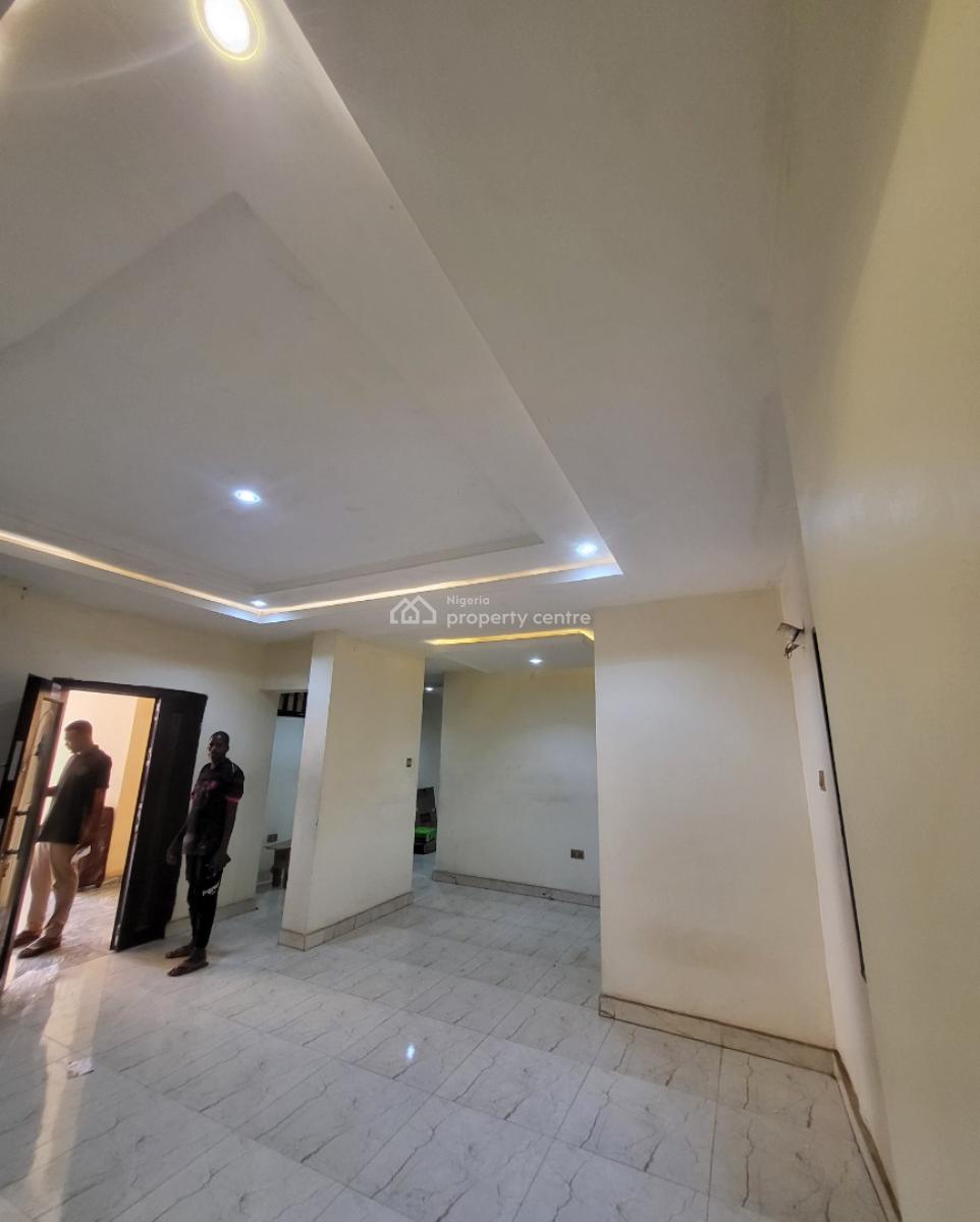 Luxurious Massive 3 Bedroom Flat, By Old Secteriate, Durumi, Abuja, Flat / Apartment for Rent