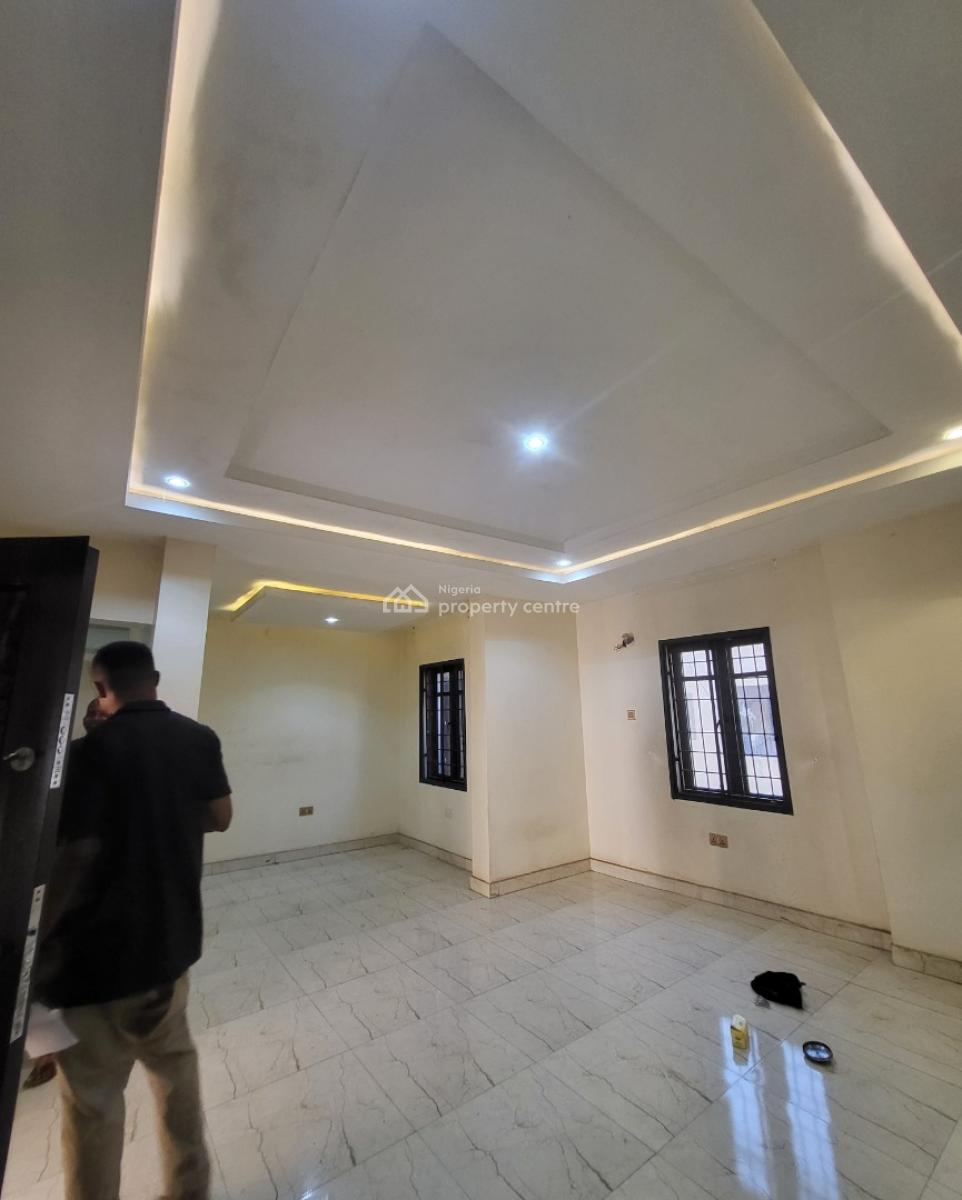 Luxurious Massive 3 Bedroom Flat, By Old Secteriate, Durumi, Abuja, Flat / Apartment for Rent