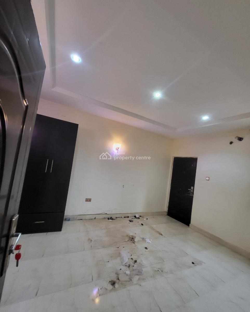 Luxurious Massive 3 Bedroom Flat, By Old Secteriate, Durumi, Abuja, Flat / Apartment for Rent
