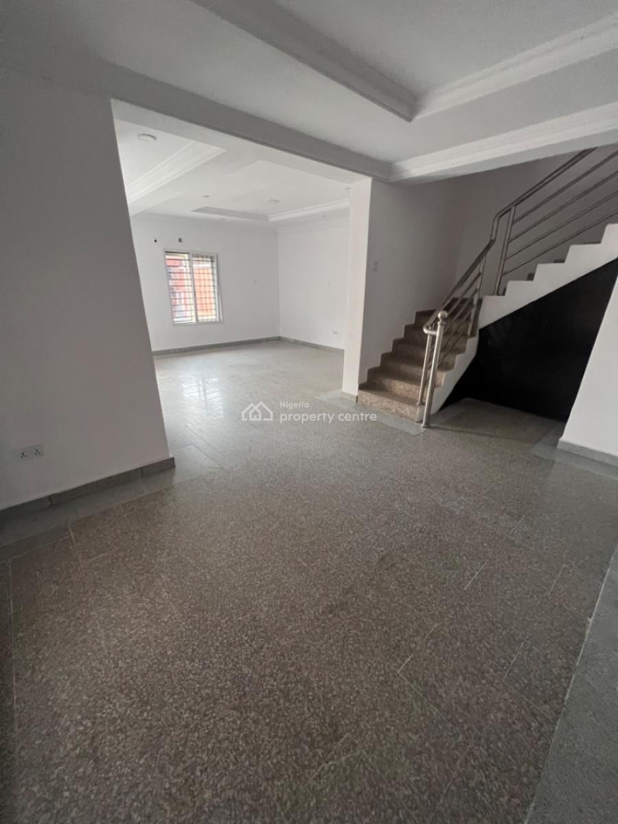 Super Clean and Spacious 5-bedroom Semi-detached House with 2-room Bq, Lekki Phase 1, Lekki, Lagos, House for Rent