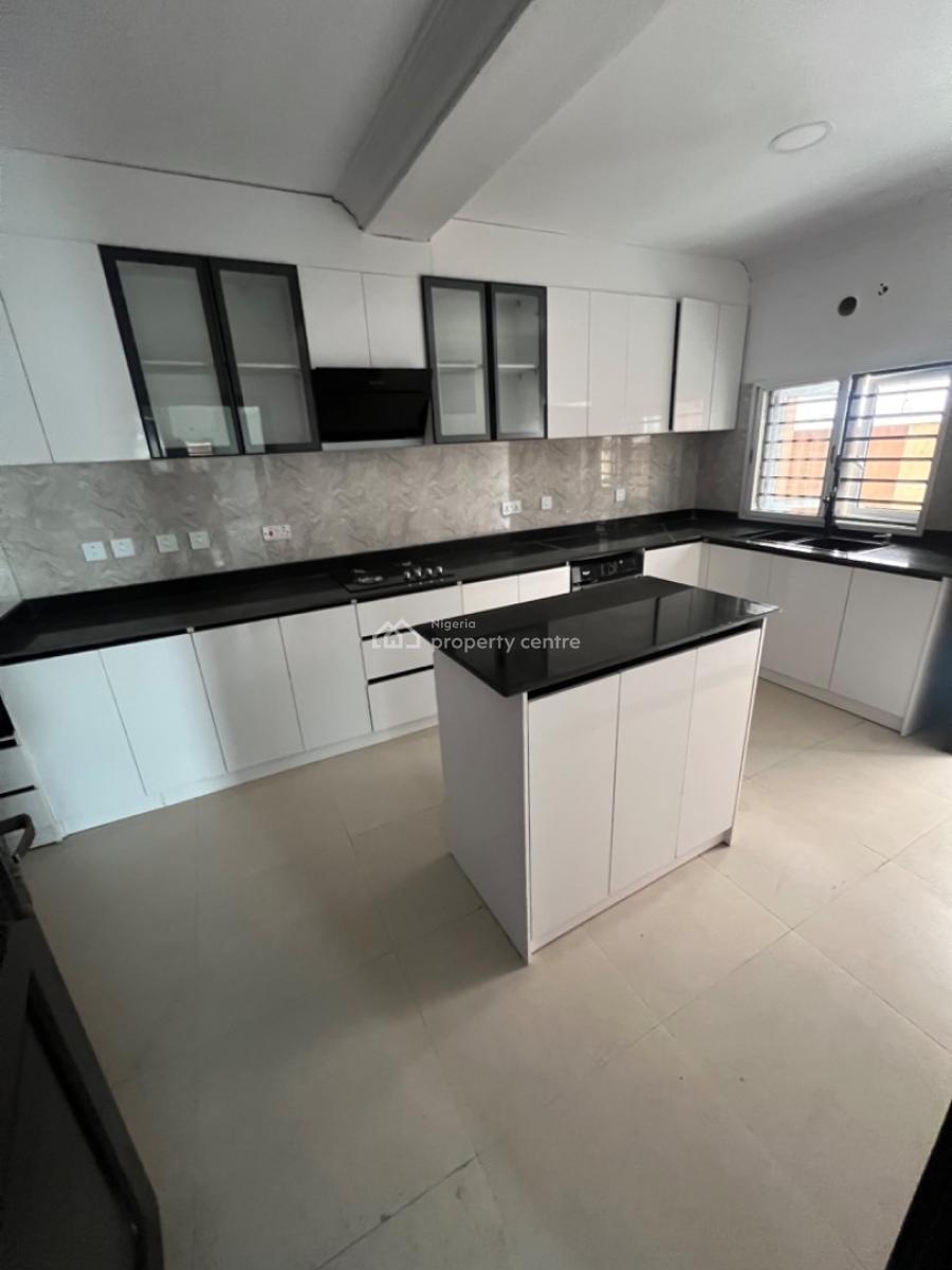 Super Clean and Spacious 5-bedroom Semi-detached House with 2-room Bq, Lekki Phase 1, Lekki, Lagos, House for Rent