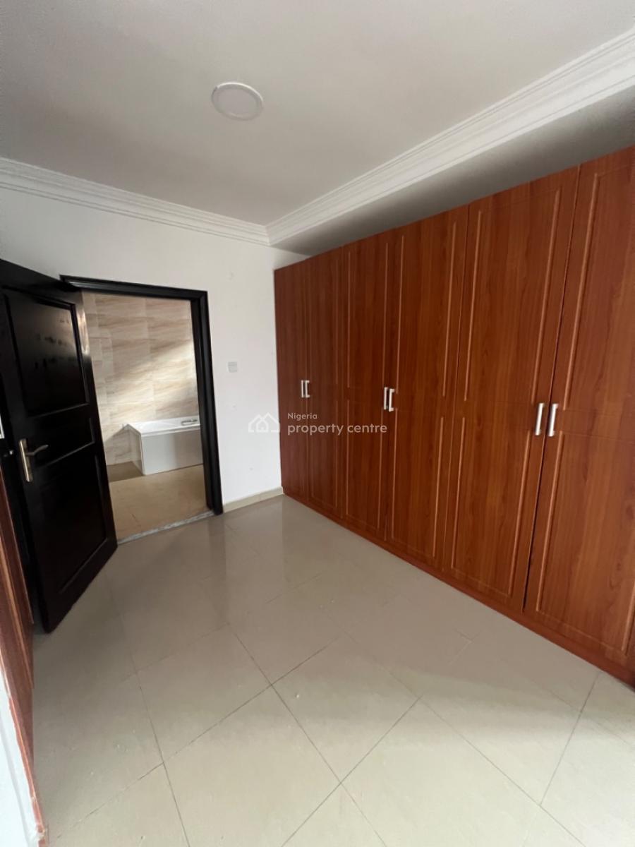 Super Clean and Spacious 5-bedroom Semi-detached House with 2-room Bq, Lekki Phase 1, Lekki, Lagos, House for Rent