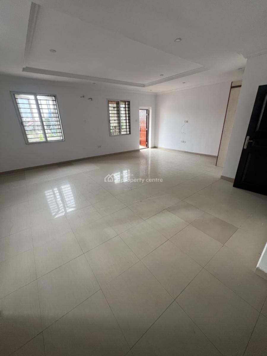 Super Clean and Spacious 5-bedroom Semi-detached House with 2-room Bq, Lekki Phase 1, Lekki, Lagos, House for Rent