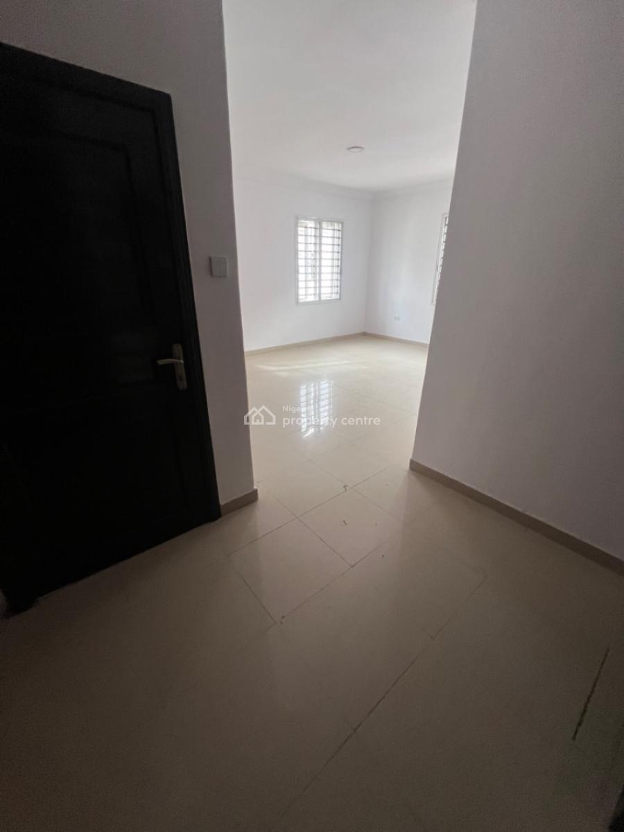 Super Clean and Spacious 5-bedroom Semi-detached House with 2-room Bq, Lekki Phase 1, Lekki, Lagos, House for Rent