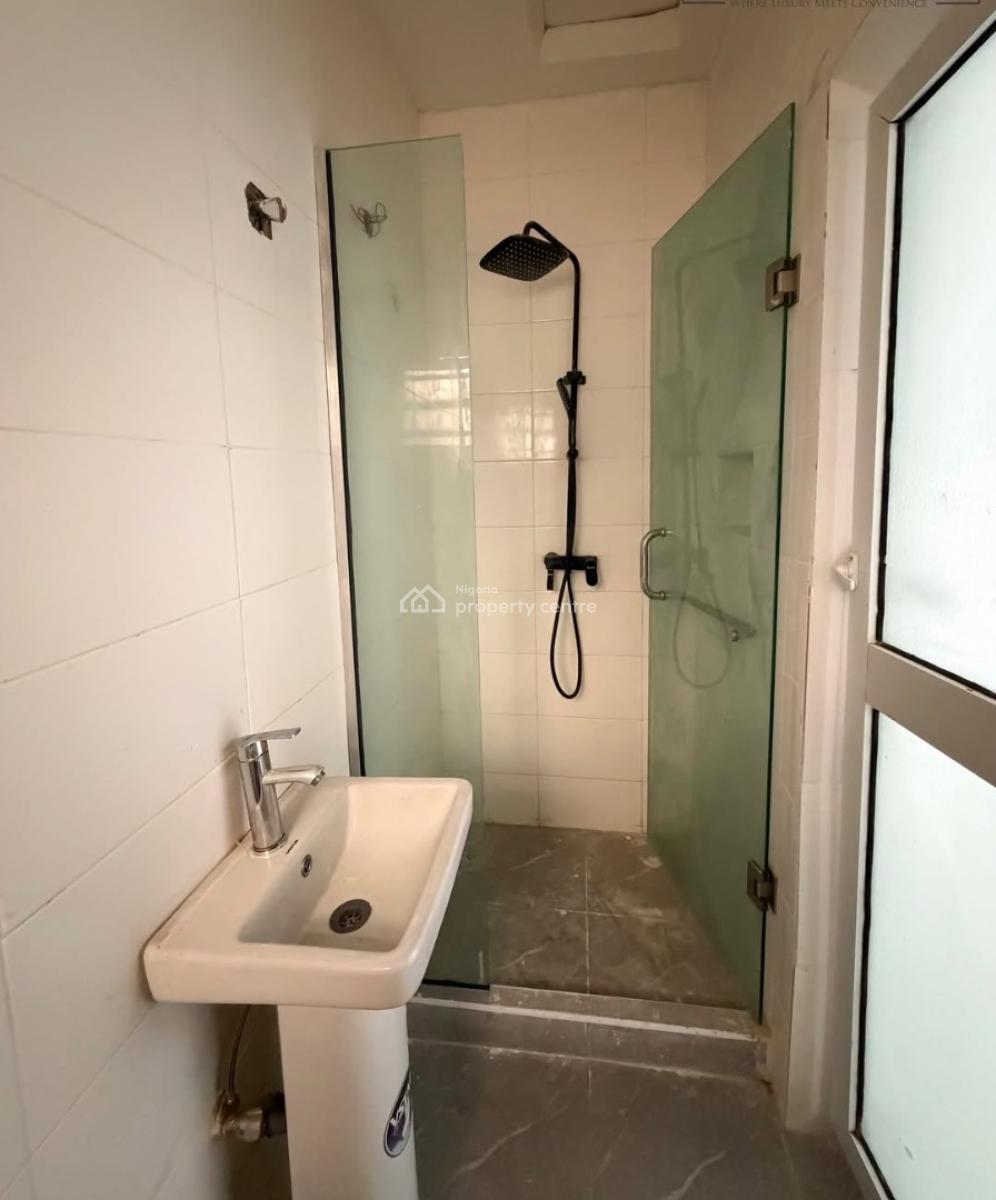 2 Bedroom Apartment, Ologolo, Lekki, Lagos, Block of Flats for Sale