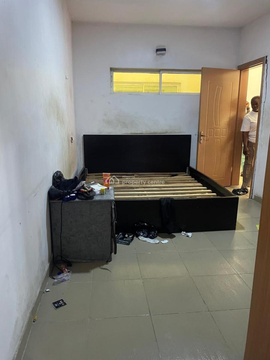 Nice 4 Bedrooms Terrace Duplex, Chevron, Lekki, Lagos, Terraced Duplex for Sale