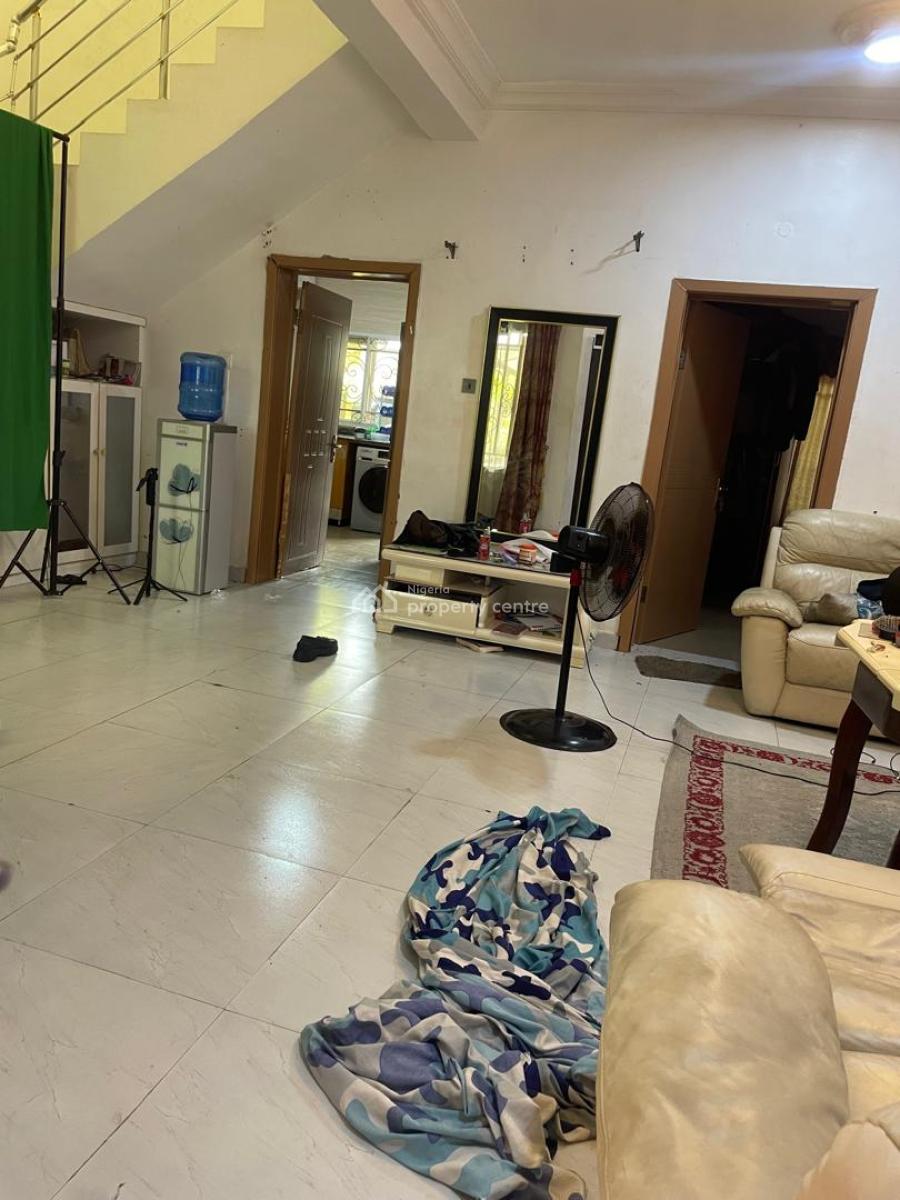Nice 4 Bedrooms Terrace Duplex, Chevron, Lekki, Lagos, Terraced Duplex for Sale