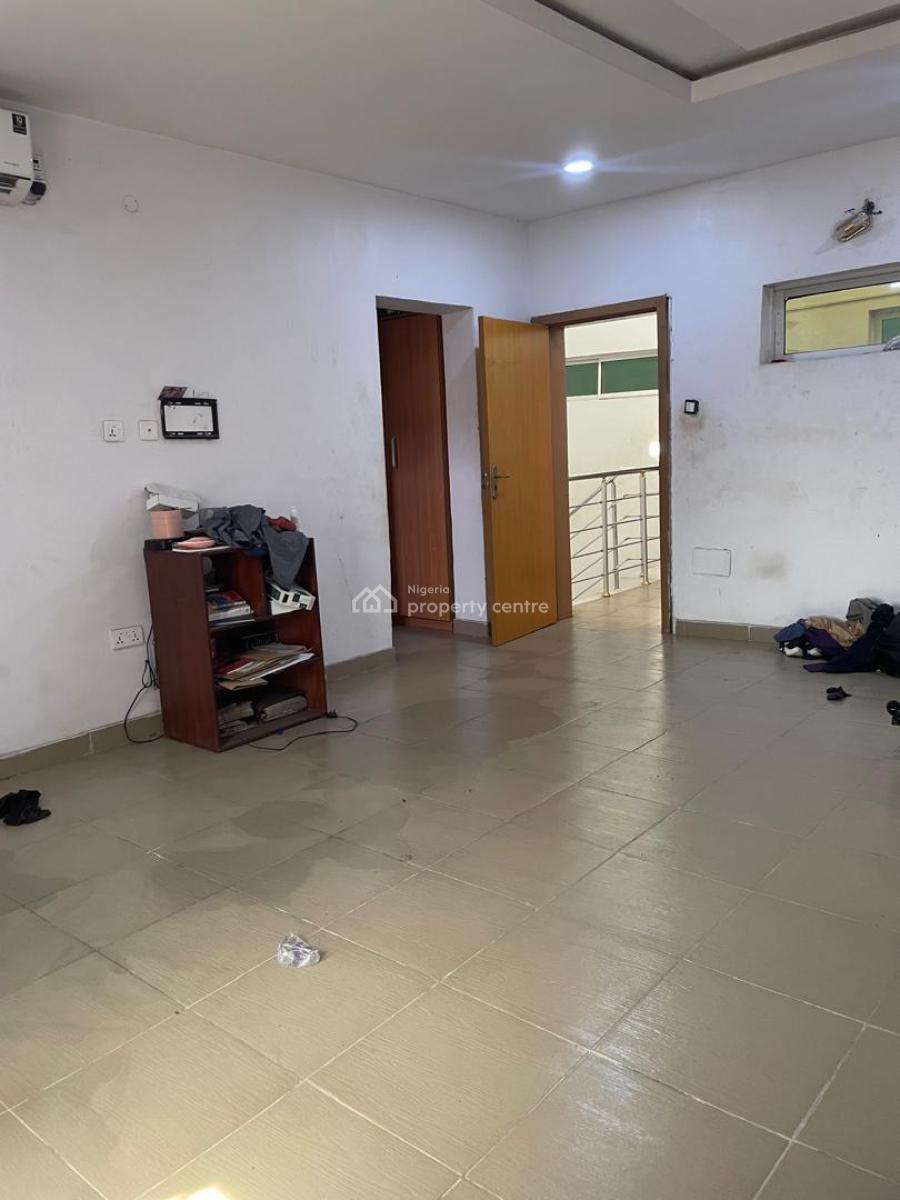 Nice 4 Bedrooms Terrace Duplex, Chevron, Lekki, Lagos, Terraced Duplex for Sale