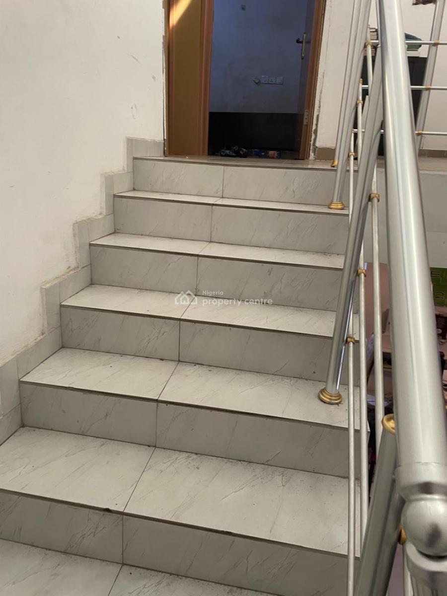 Nice 4 Bedrooms Terrace Duplex, Chevron, Lekki, Lagos, Terraced Duplex for Sale