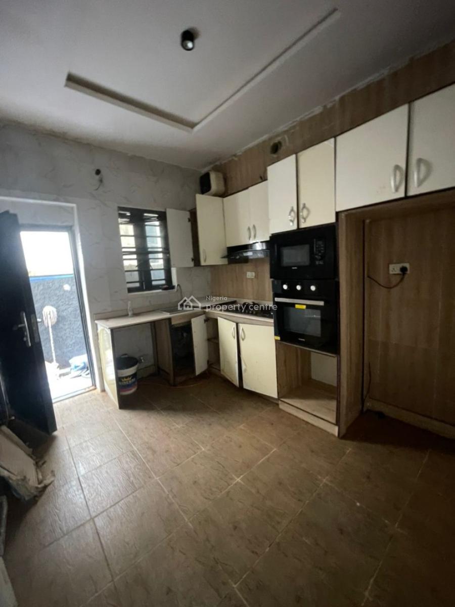 Amazing Well Used 4 Bedroom Terrace Duplex, Ikota Lekki, Lekki, Lagos, Terraced Duplex for Sale