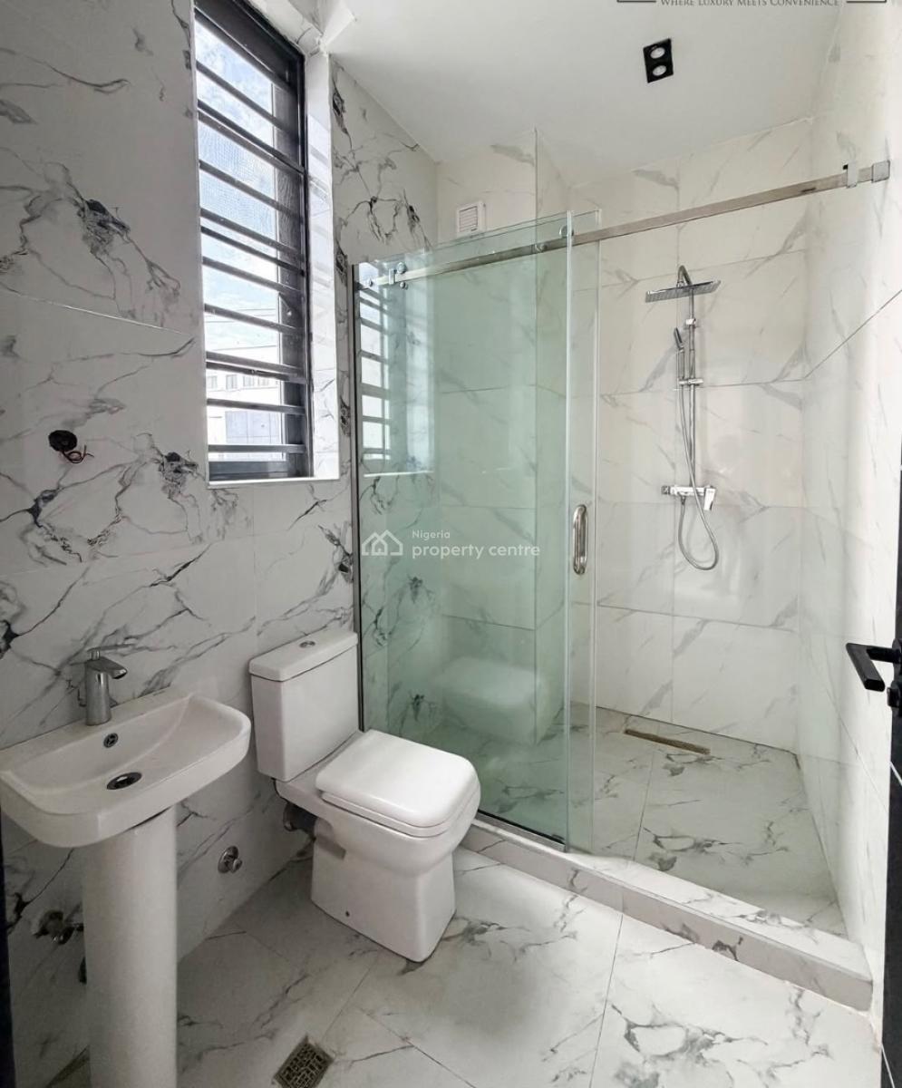 2 Bedroom Apartment, Ologolo, Lekki, Lagos, Block of Flats for Sale