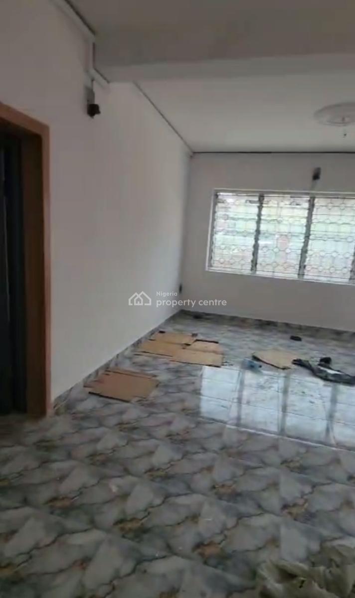 Well Renovated Spacious Ground Floor 4 Bedroom Apartment, Off Akerele & Ogunlana Drive, Surulere, Lagos, Flat / Apartment for Rent