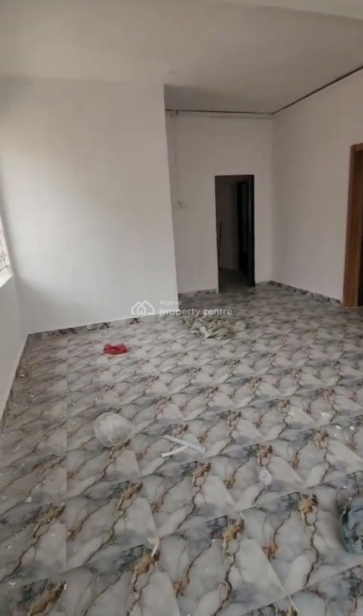 Well Renovated Spacious Ground Floor 4 Bedroom Apartment, Off Akerele & Ogunlana Drive, Surulere, Lagos, Flat / Apartment for Rent