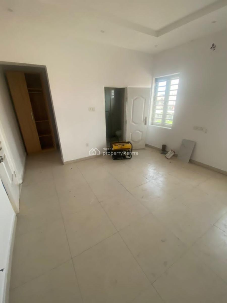 Spacious Room with Personal Fitted Kitchen in a Secured Estate, Canal West Estate, Osapa, Lekki, Lagos, Self Contain (single Rooms) for Rent