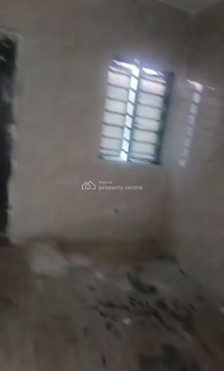 Newly Built 5 Bedroom Duplex, Off Akinhanmi Street, Surulere, Lagos, Terraced Duplex for Rent