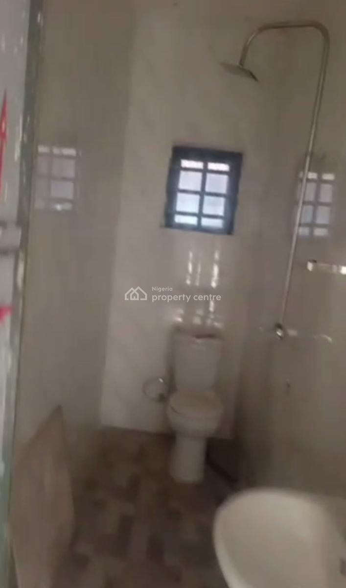 Newly Built 5 Bedroom Duplex, Off Akinhanmi Street, Surulere, Lagos, Terraced Duplex for Rent